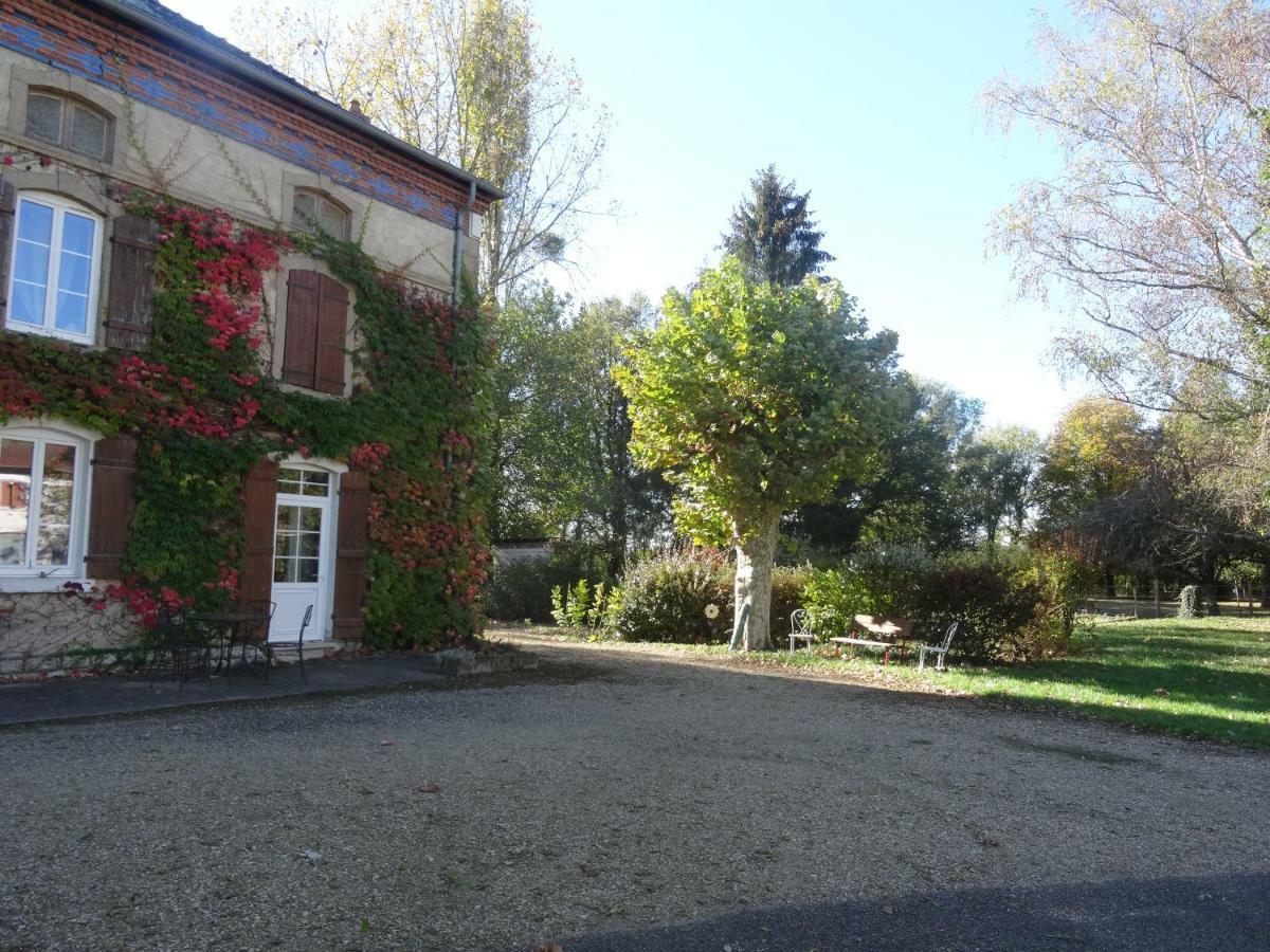 La Belle D'Antan Bed and Breakfast Saint-Bonnet-en-Bresse Exterior foto